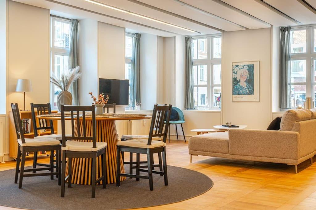 120m2 near Culture Icons - Historic Fredericiagade - 5