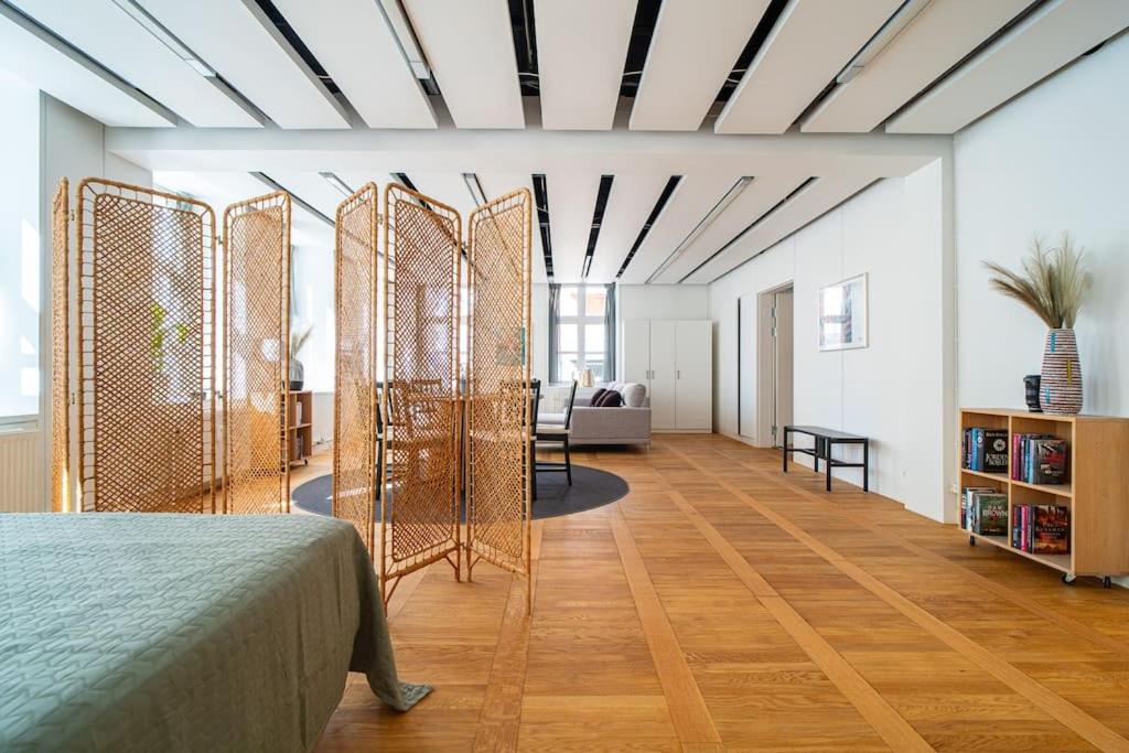 120m2 near Culture Icons - Historic Fredericiagade - 2