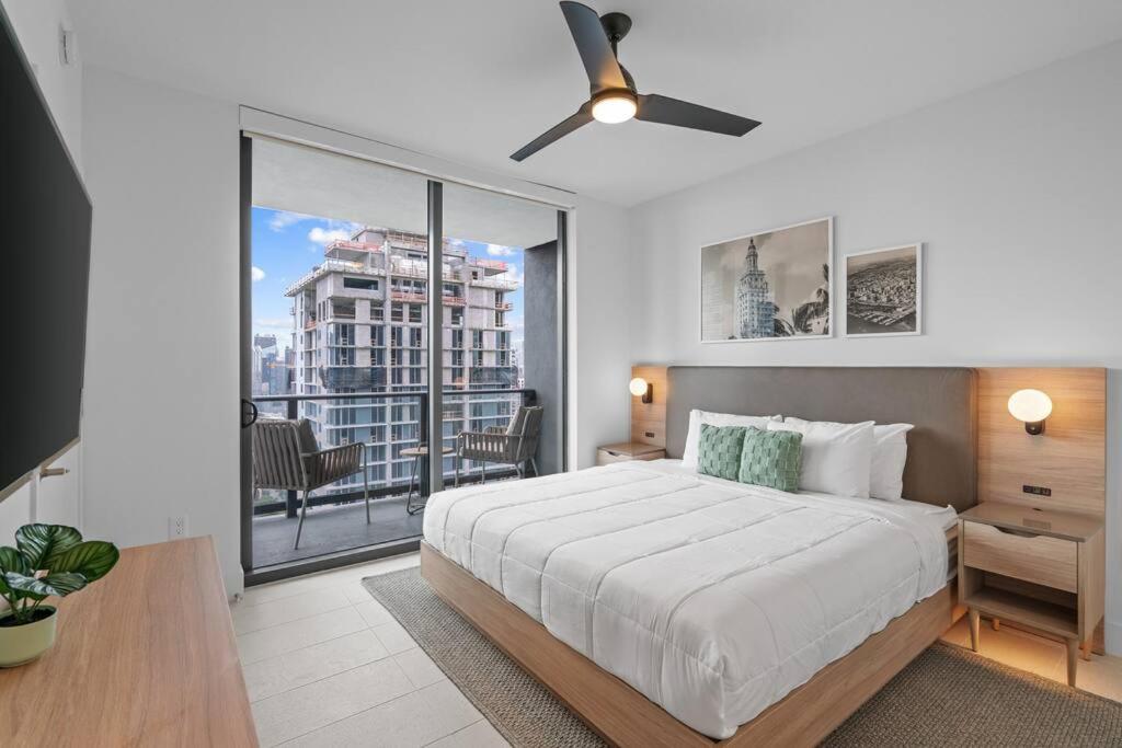 New Luxury Apartment at Downtown Miami - 2