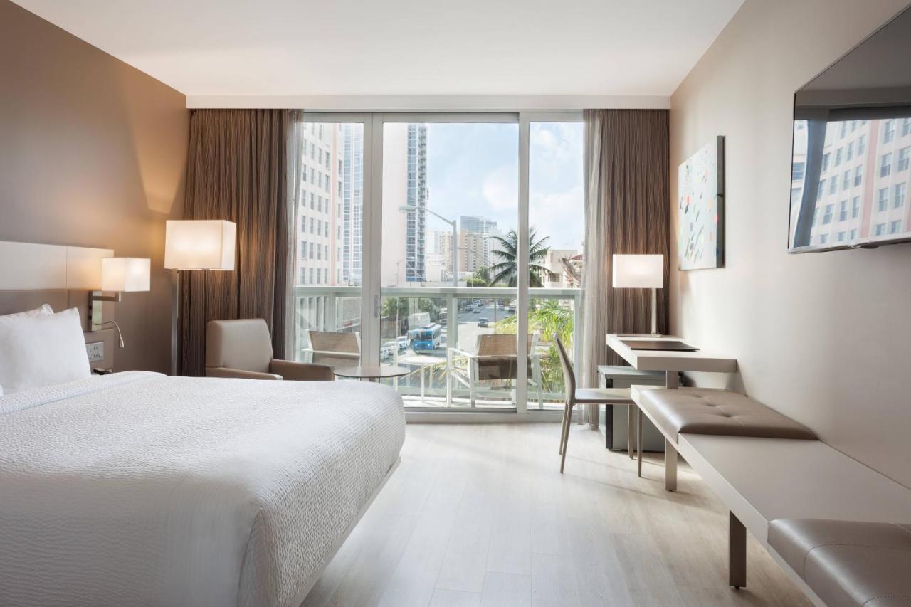 AC Hotel by Marriott Miami Beach - 2