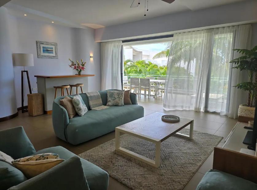 Luxury 3 Bedroom Apartment Sea View Azuri Estate - 4