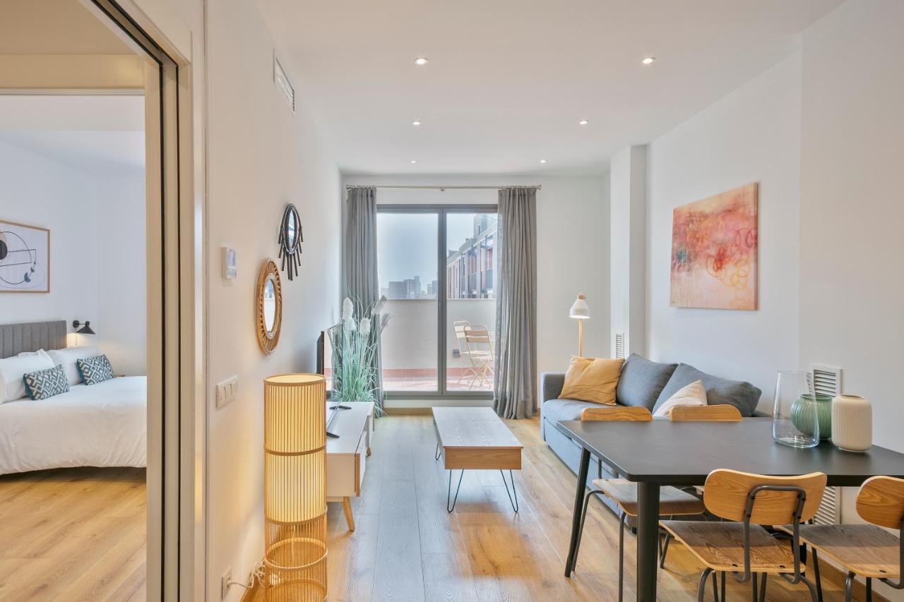 Aspasios Arc de Triomf Apartments