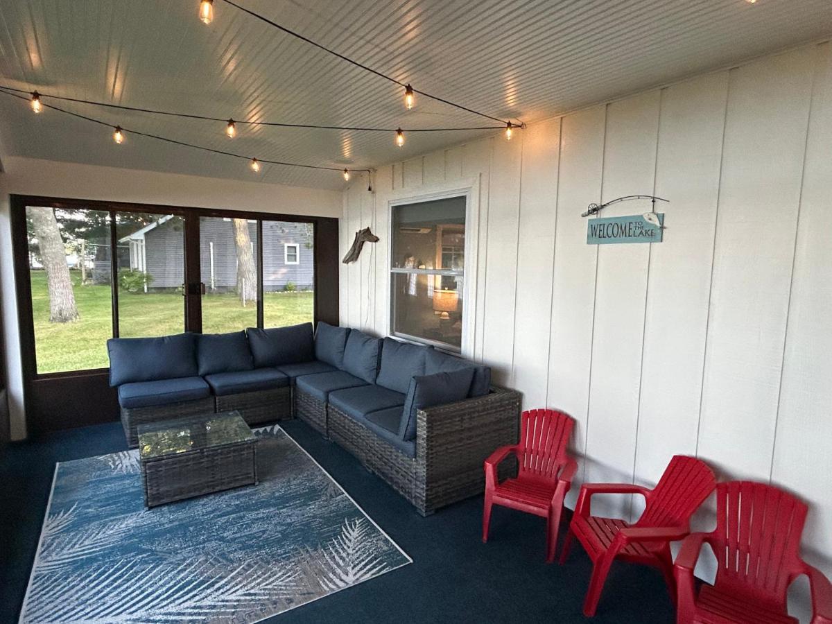 Redwood Retreat by the Lake — photo 15