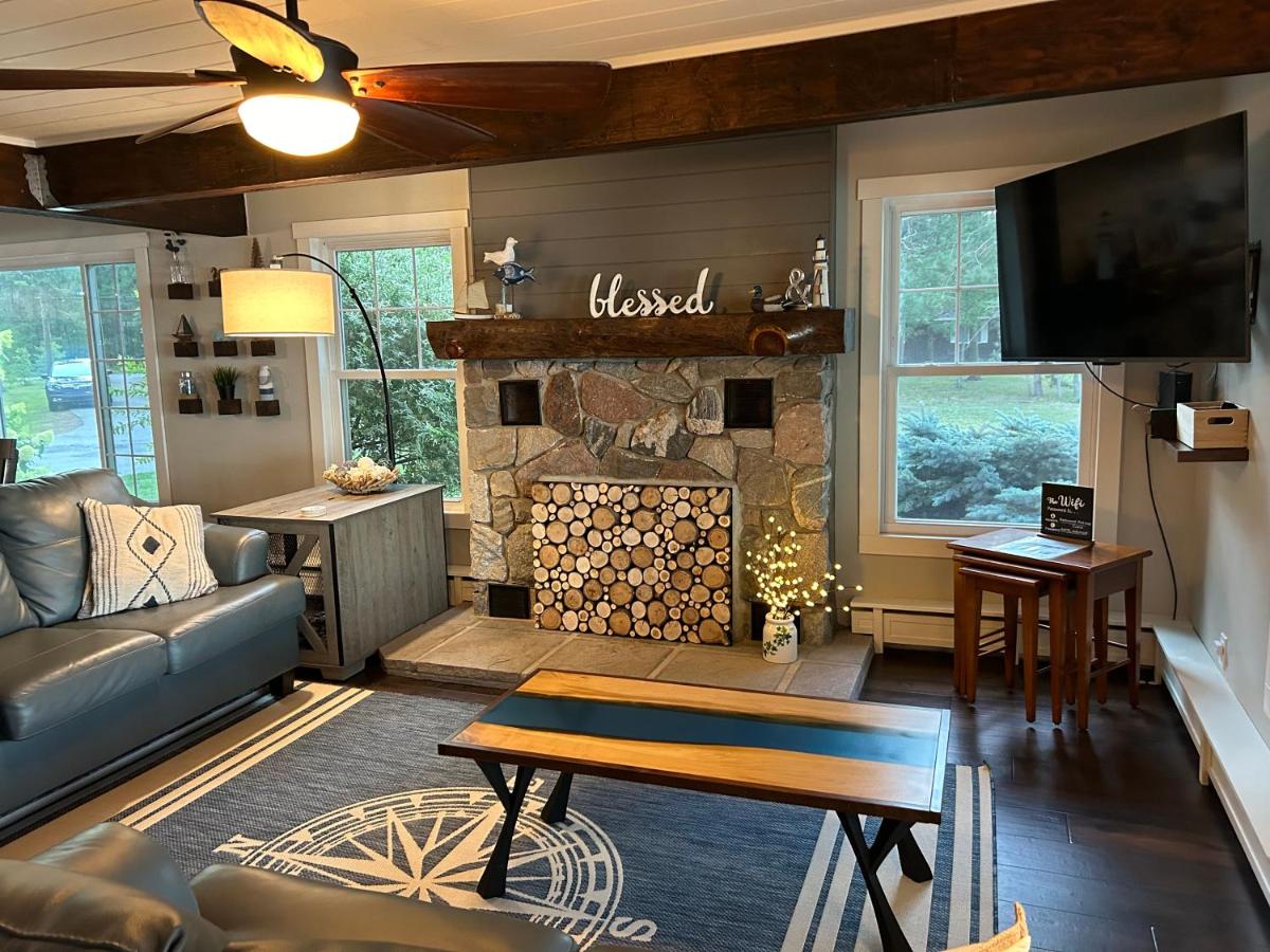 Redwood Retreat by the Lake — photo 4