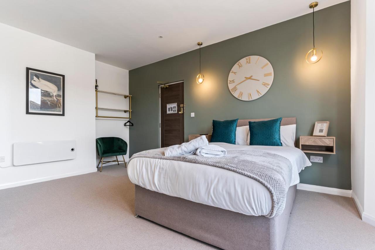 Deluxe Apartment