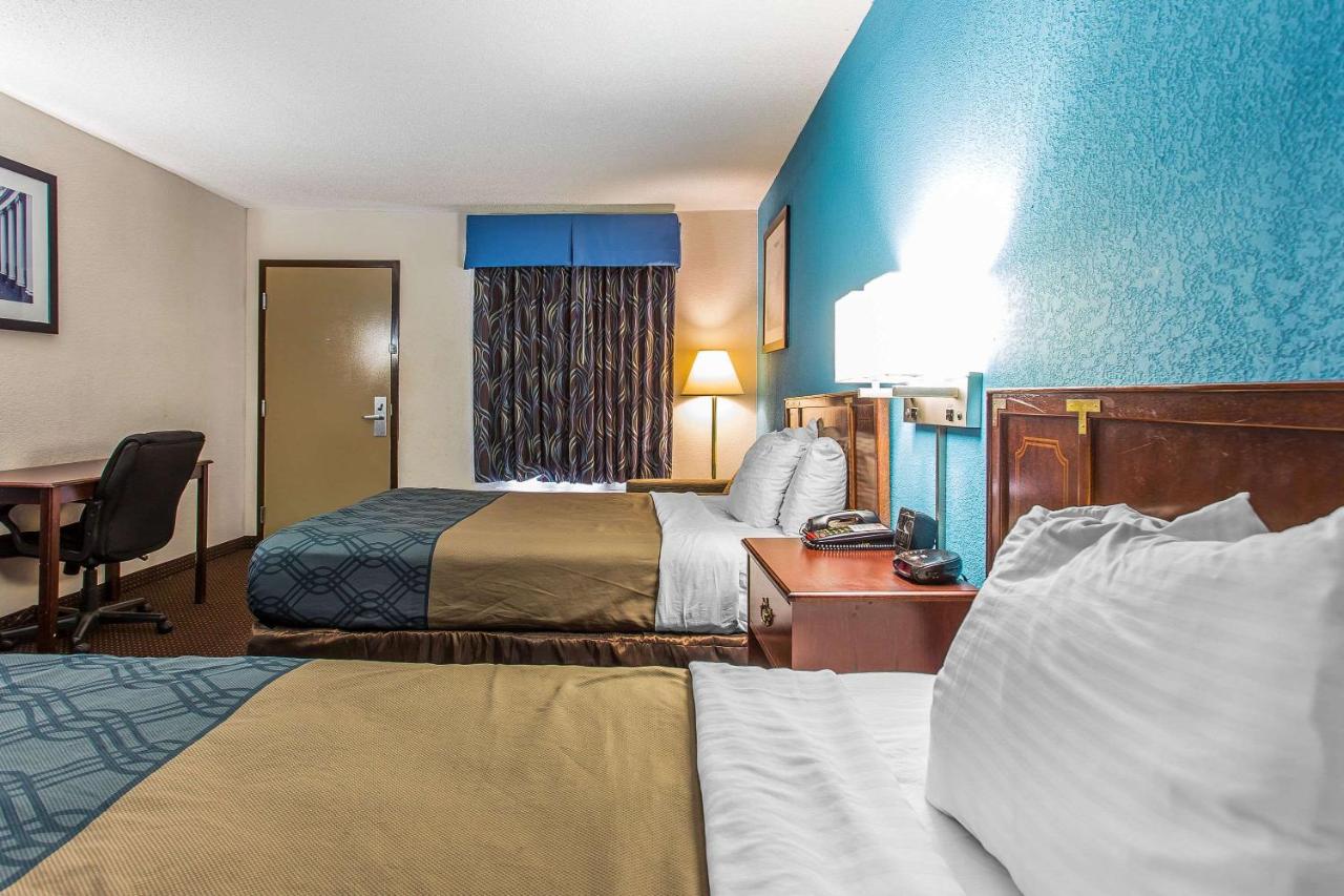 Economy Inn — photo 15