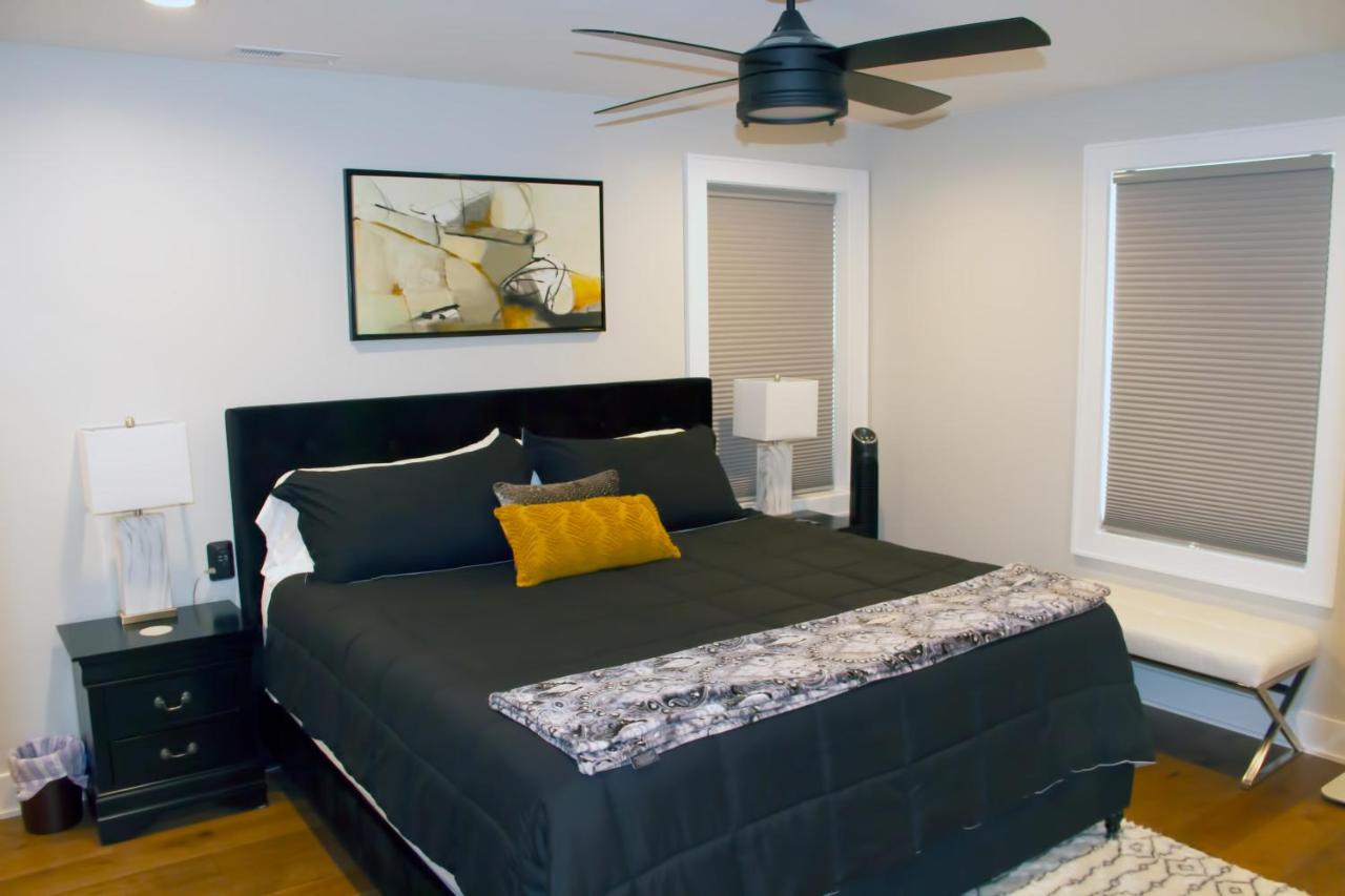 8 Minutes to Downtown! - 2