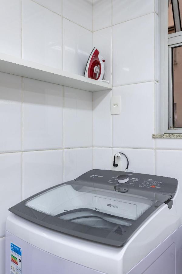 Novo. Vista Lateral para a Praia, 2 ou 3 quartos, wi fi, cozinha completa e ar. - 2