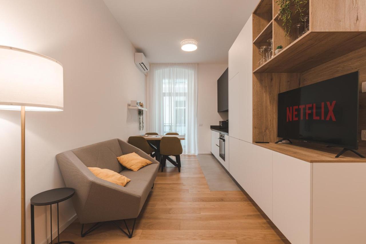 Stylish apartment in the center of Trieste - Central station - WIFI-Netflix