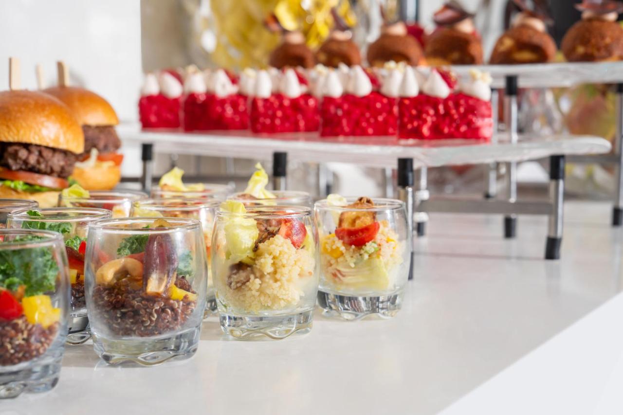 Park Rotana Abu Dhabi - 3