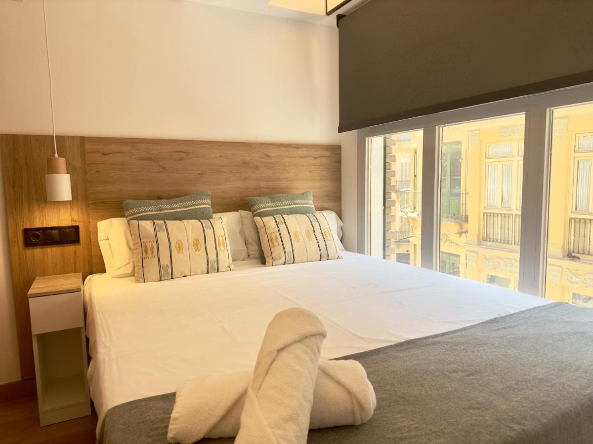 Irreverents Suites - 2