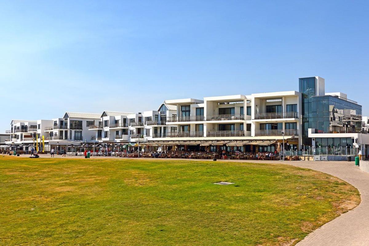 Eden On The Bay 174B - 4