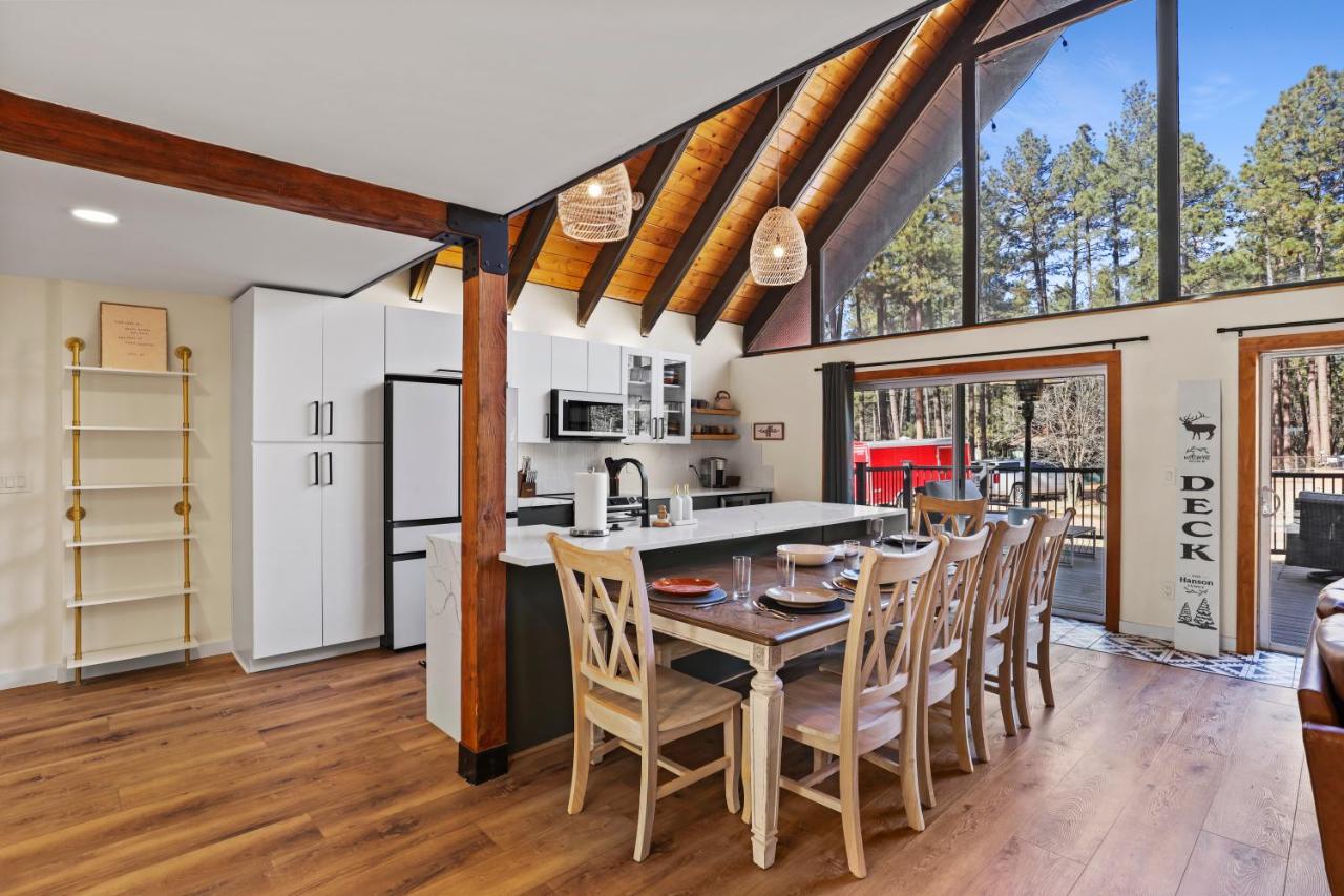 Strawberry Chalet N Stay — photo 19