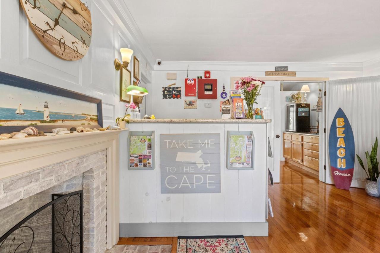 Eagle Wing Inn - Cape Cod — photo 20