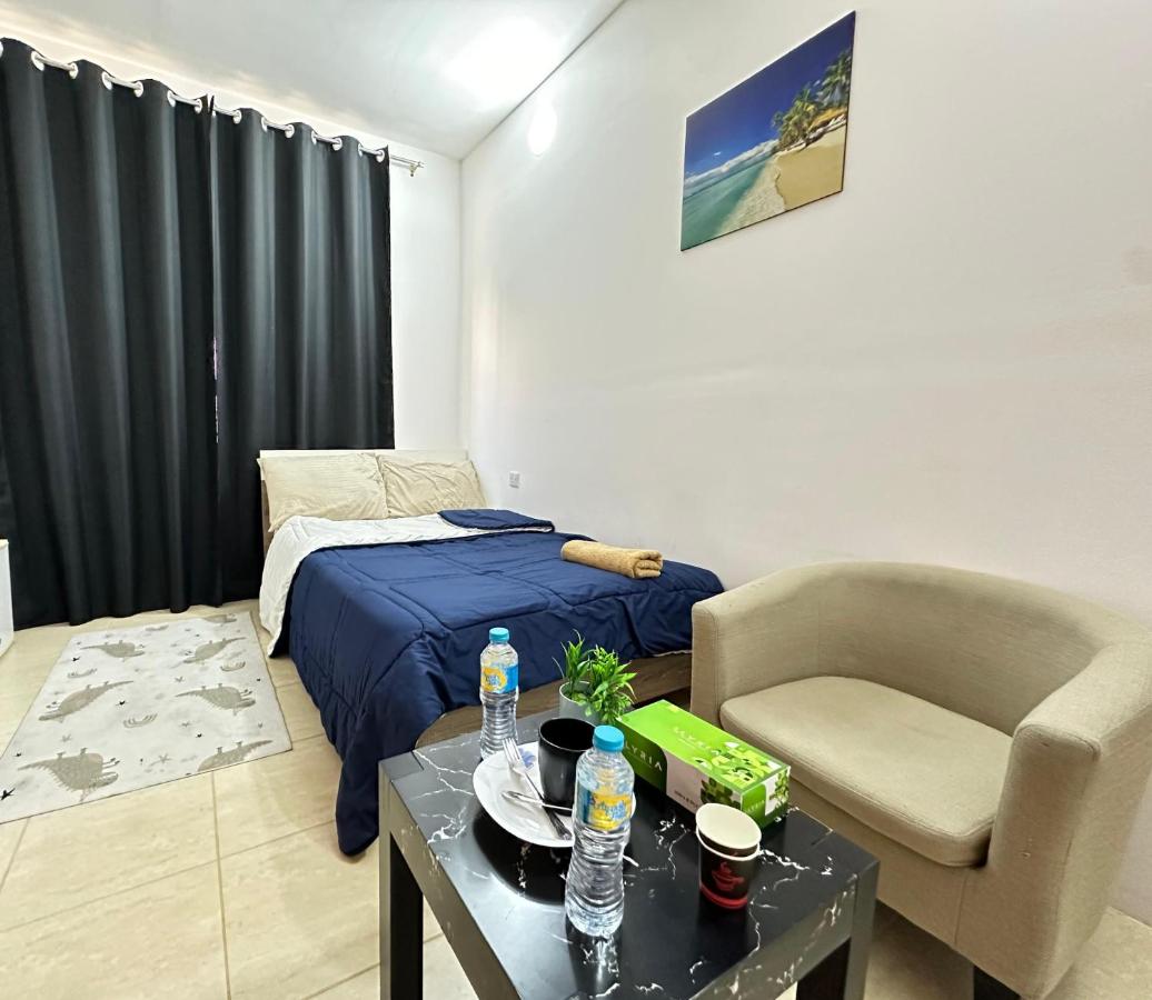 Wonder Balcony Room - Heart of Abu Dhabi - 2