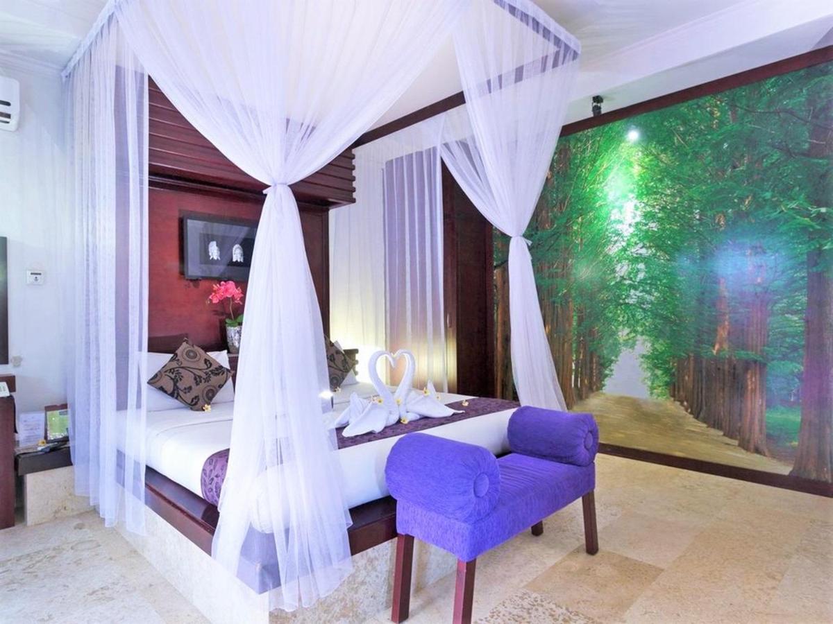 Romantic Private Villas Kuta Bali - 2