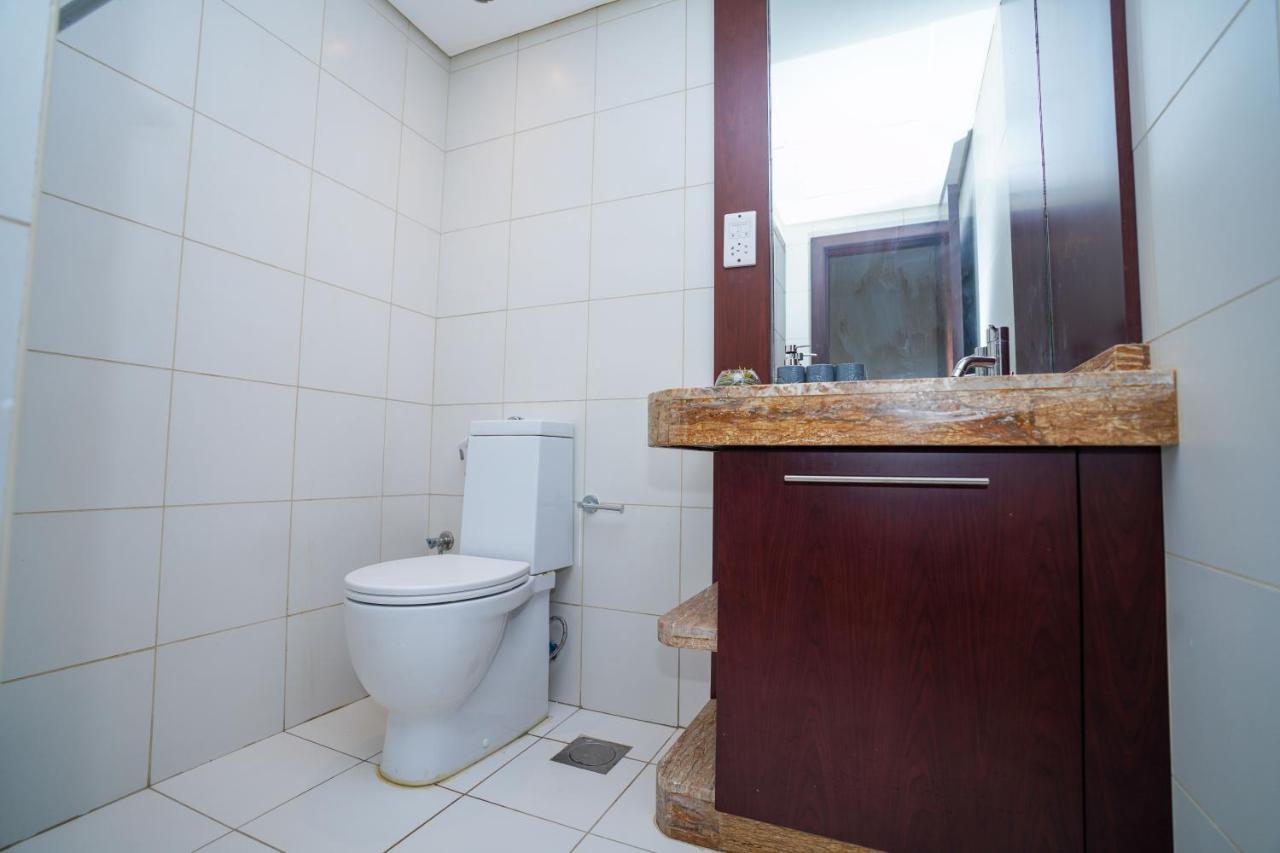 Lovely 1BHK in Burj views tower near Dubai mall - 3