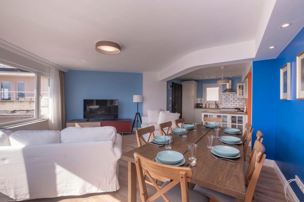 Contemporary Waterfront Apt with a Stunning View - 5