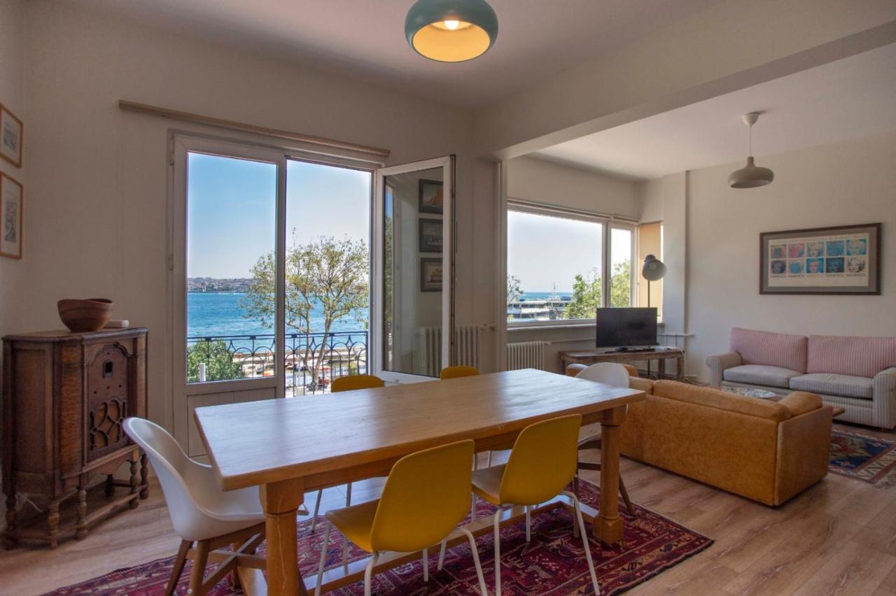 Waterfront Apartments with a Stunning View - 4