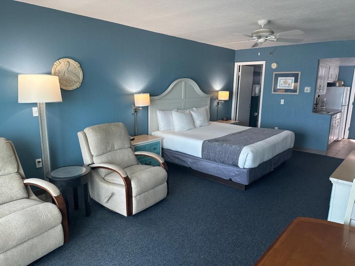 Shoreline Island Resort - Exclusively Adult — photo 9