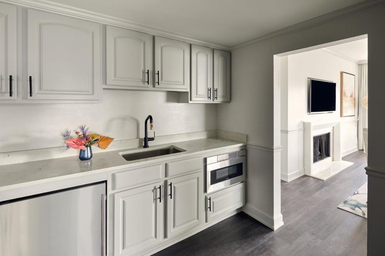 Loews Nashville Hotel at Vanderbilt Plaza - 3