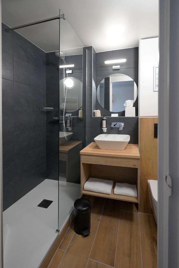 Best Western The Hotel Versailles - 3