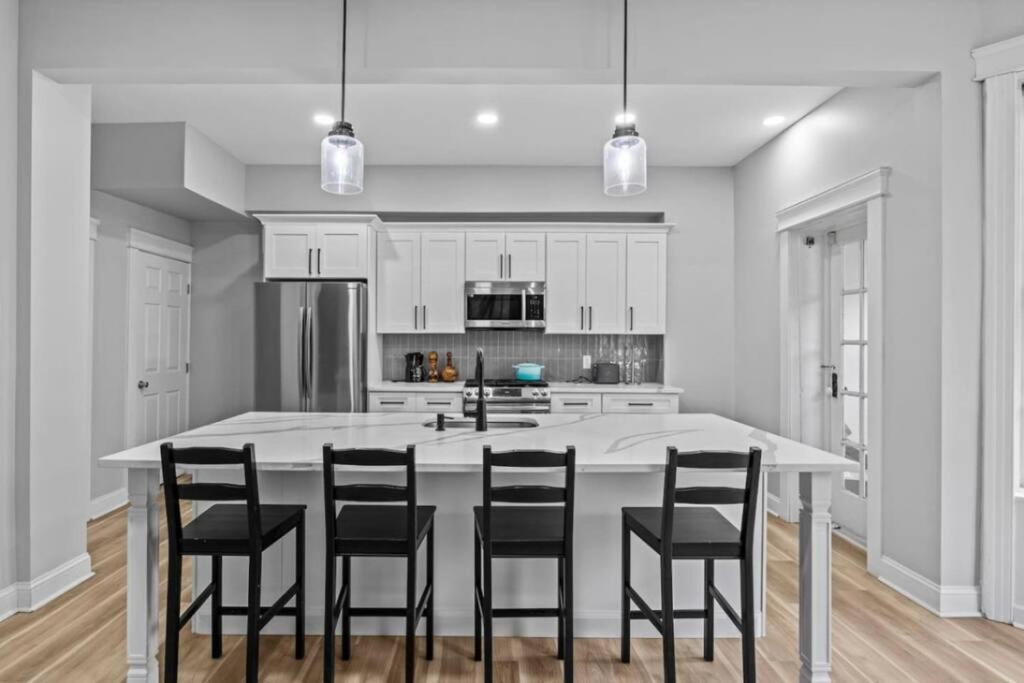 Green-Door Brownstone Private Room - BD 5 - 4