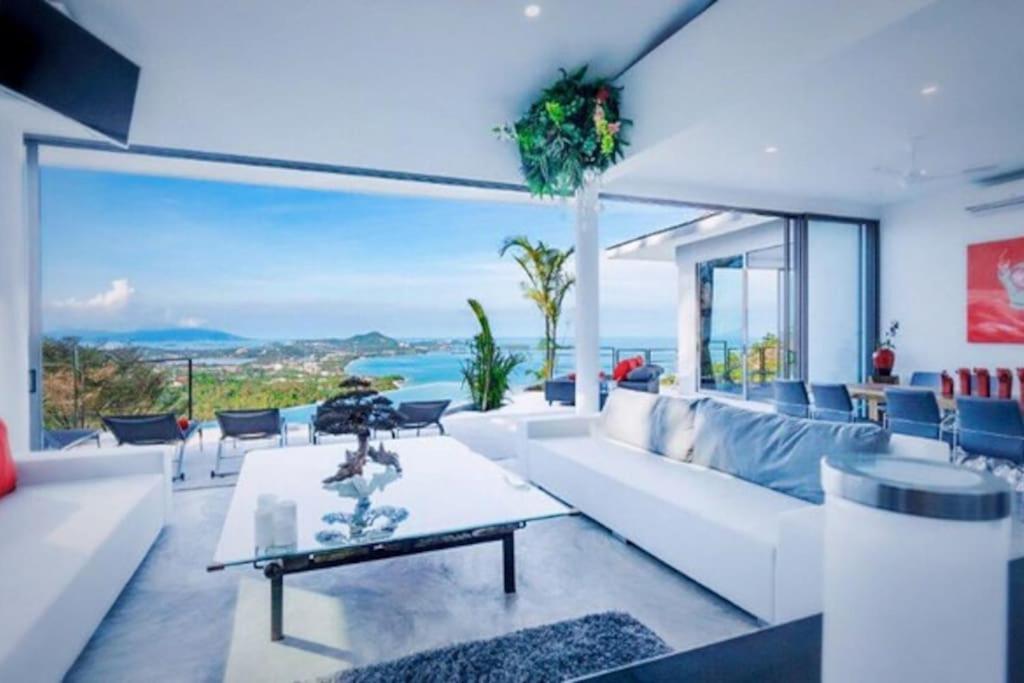 6-Bedrooms villa in Chaweng Noi