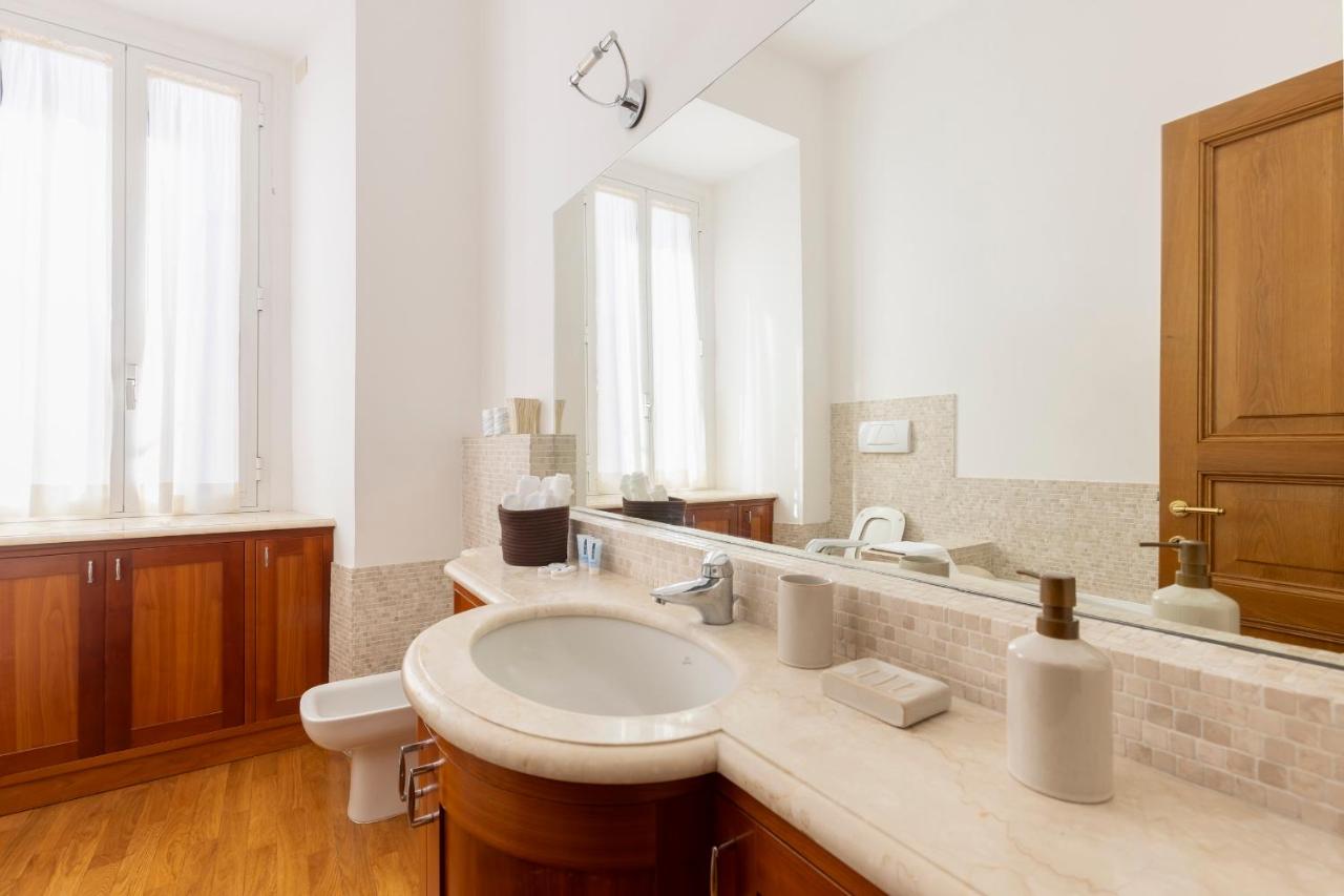 Pantheon Suites in Rome - 3