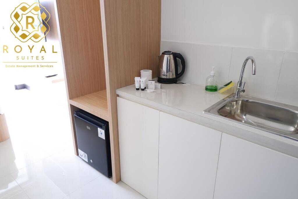 Royal Suites Studio 12QZ - Citra Plaza Nagoya - 5