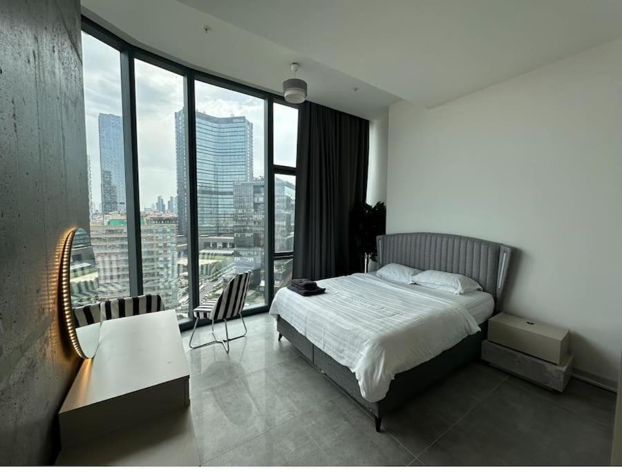 Elegant 2 bedroom apt Sinpas queen gym pools - 3