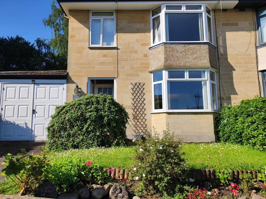 Lovely 2-bedroom home with stunning city views - 5