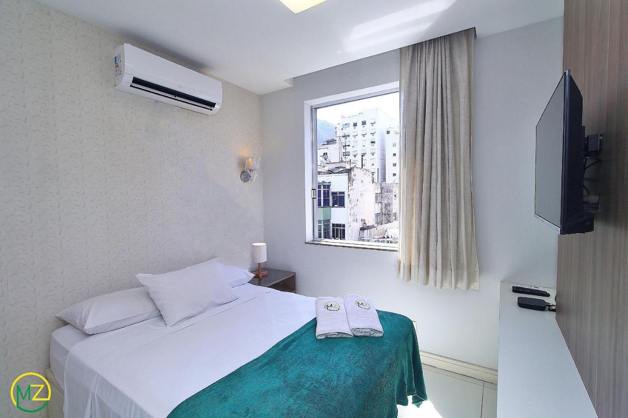 Modern living room and bedroom at post 4 in Copa - 4