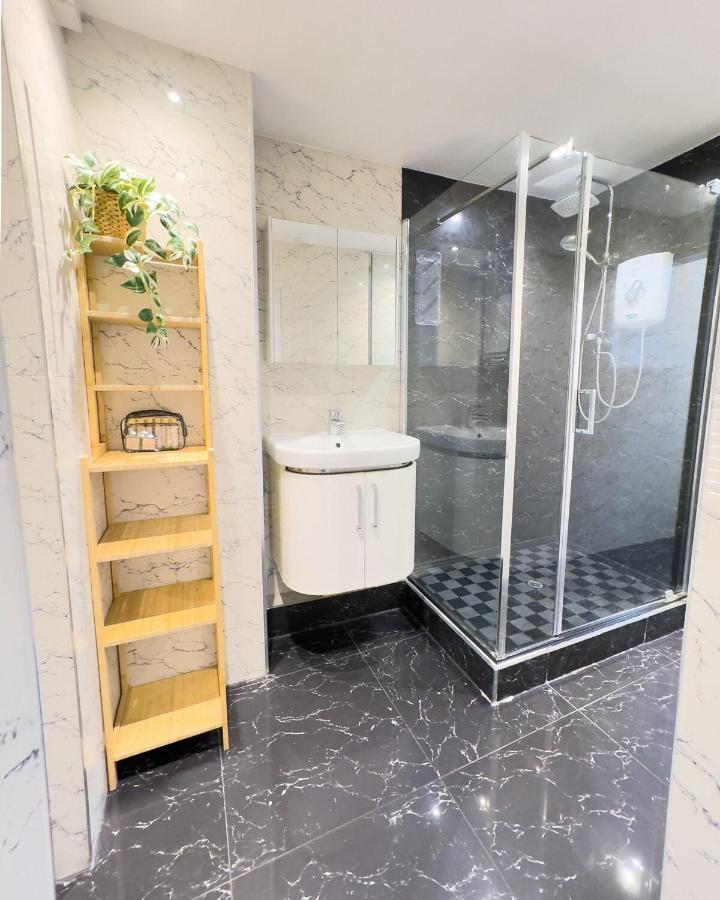 Bright and Cosy home 100m from Trafalgar Square - 3