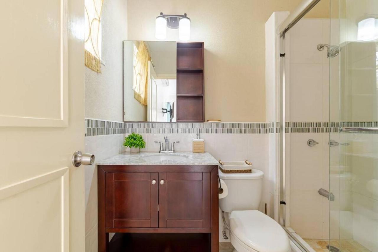 Modern 2br House w Pool and Sea View in Ocho Rios - 3