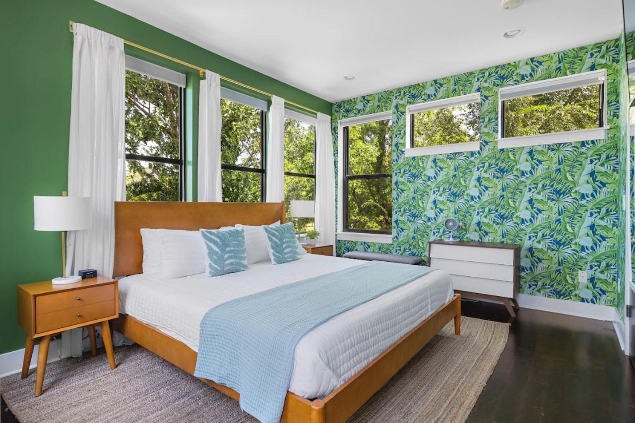 Modern Home with Rooftop Deck Walk to Coffee Restaurants Brewery - 2