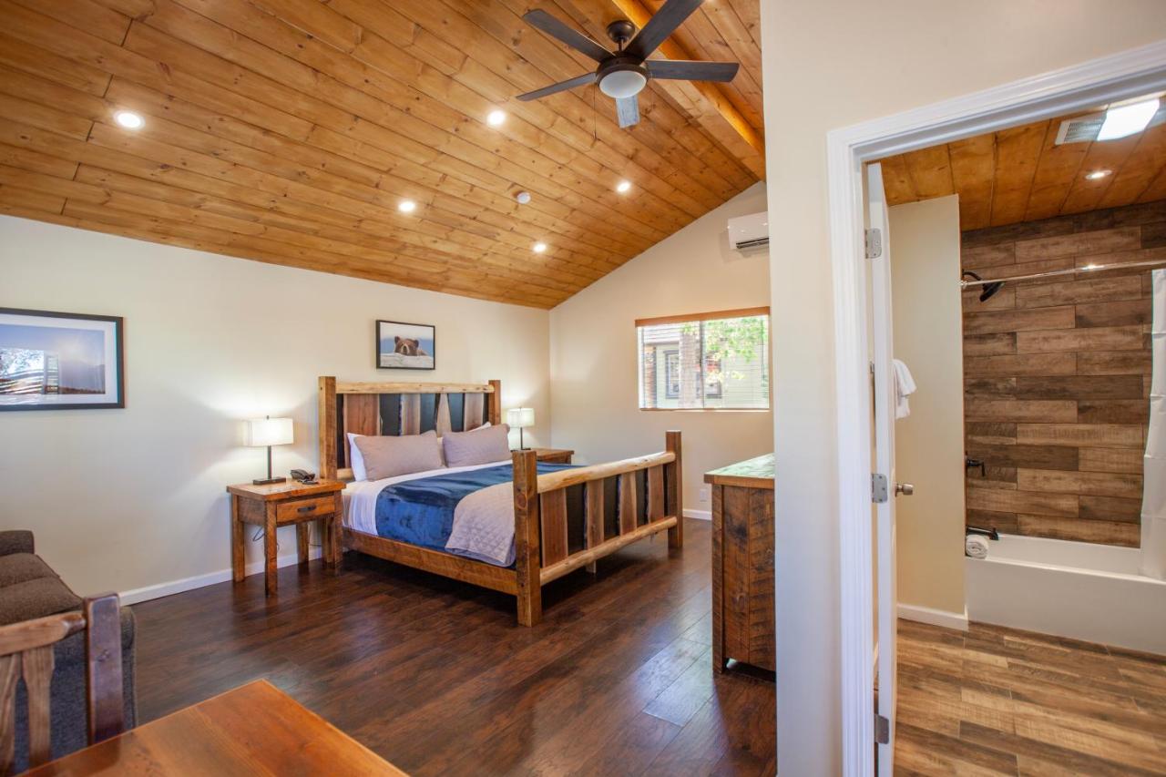 Tahquitz Pines Retreat — photo 12