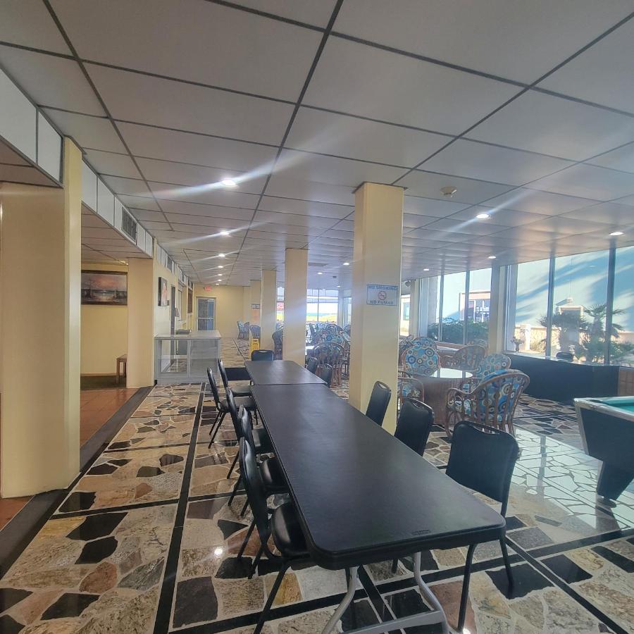 Padre South Hotel On The Beach — photo 5