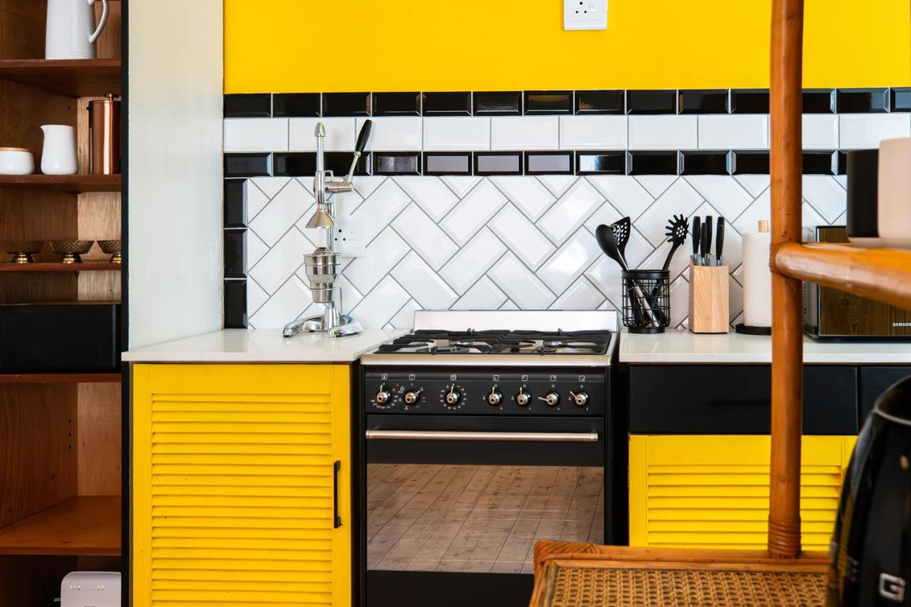 Casa Caprice - a 3 bed home steps from the beach - 4