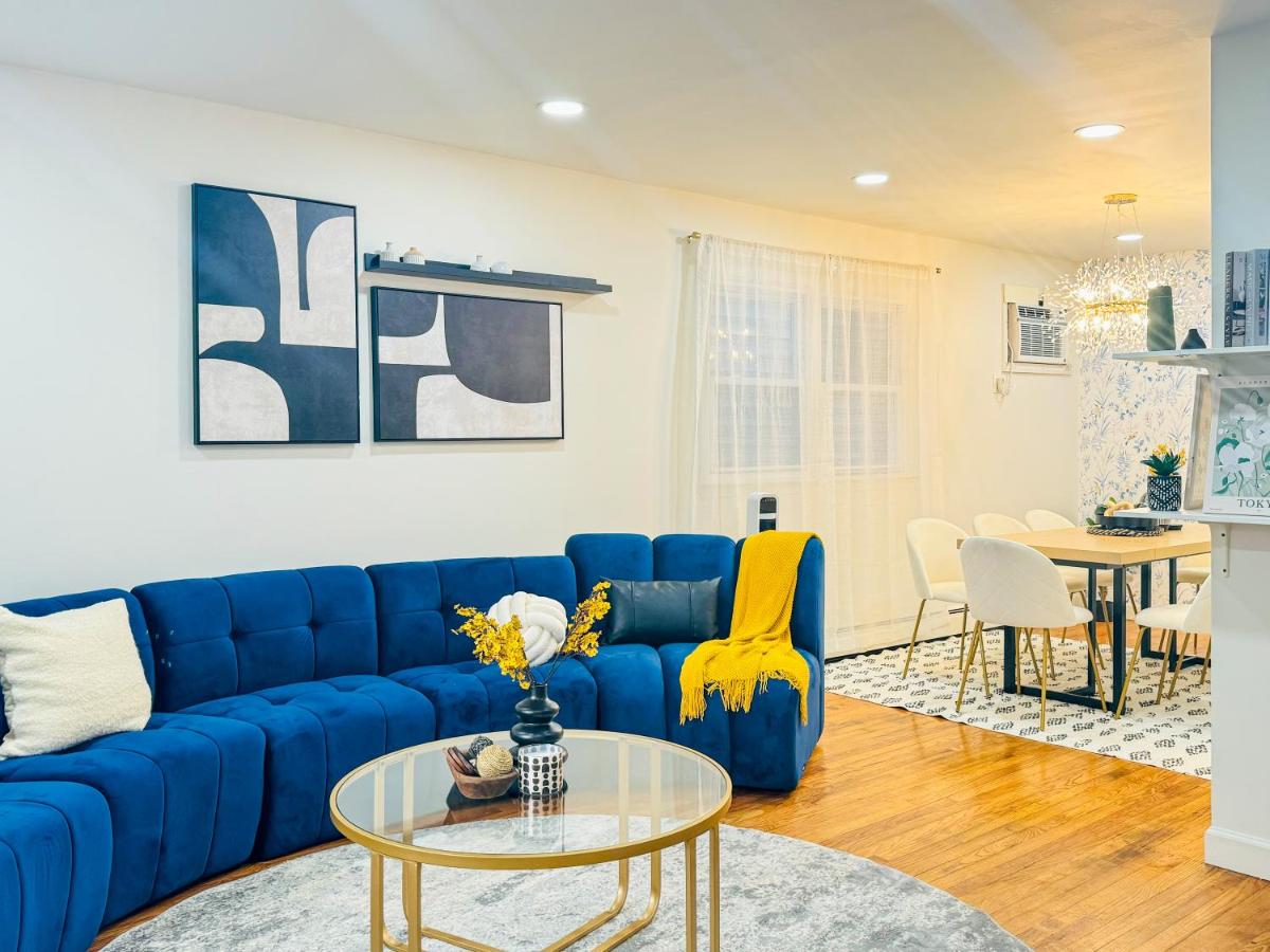 Lux Designer Home with Gaming Rm - 4