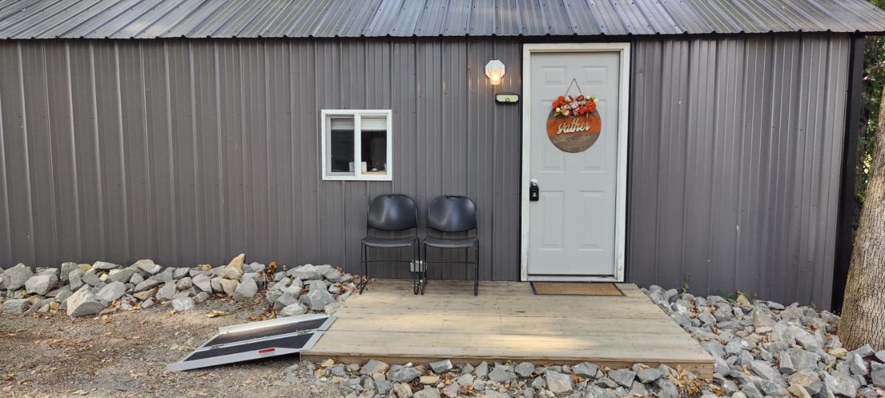 Kozy Haven Log Cabin Rentals — photo 12