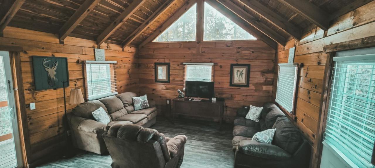 Kozy Haven Log Cabin Rentals — photo 8