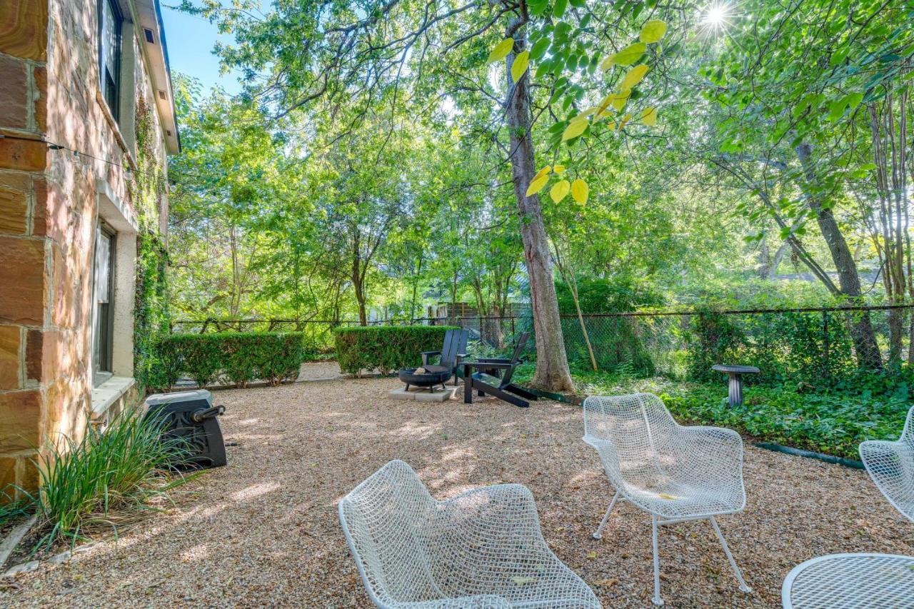 4 Mi to Dtwn Pet-Friendly Austin Studio - 4
