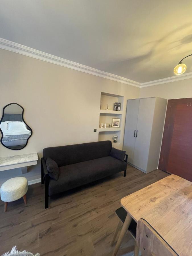 Golden Arrow Taksim 1 - 3