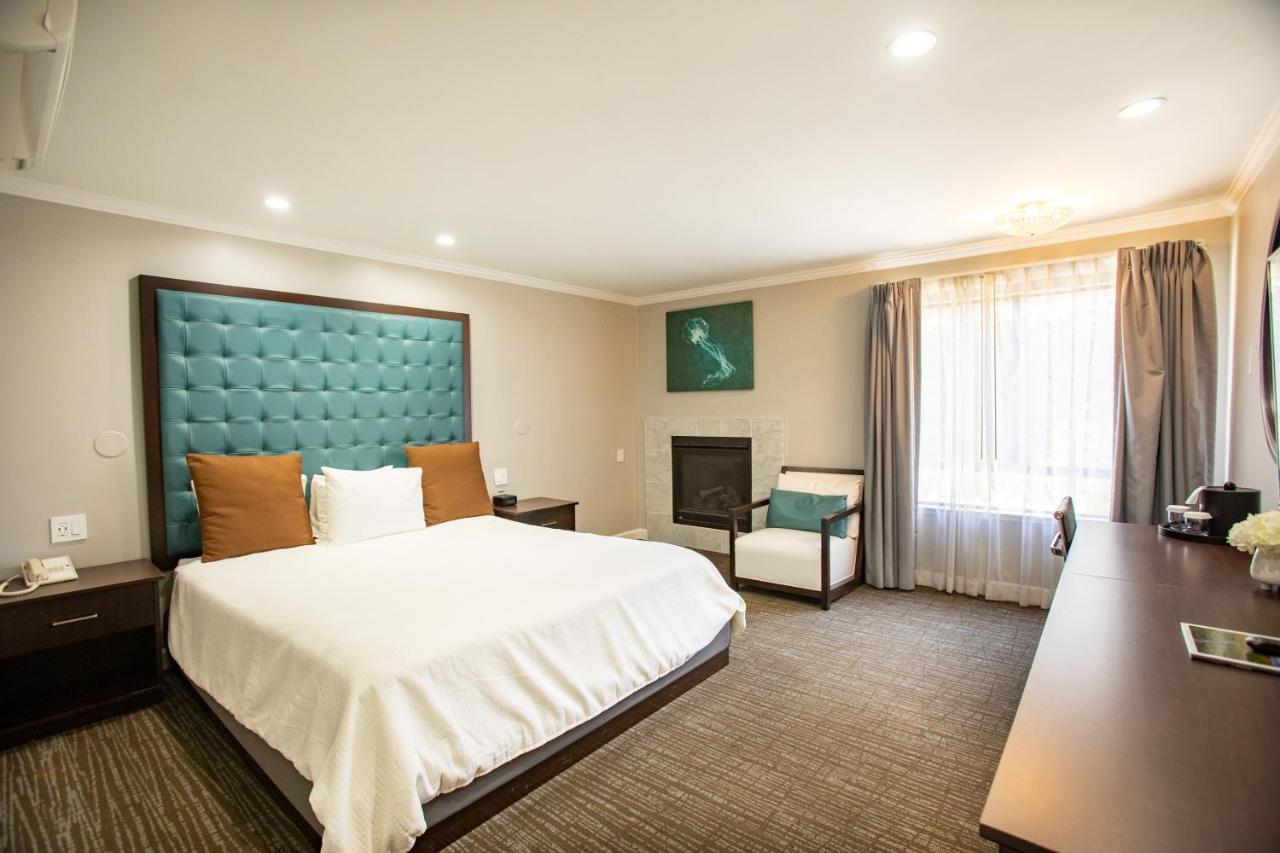 Munras Inn — photo 20