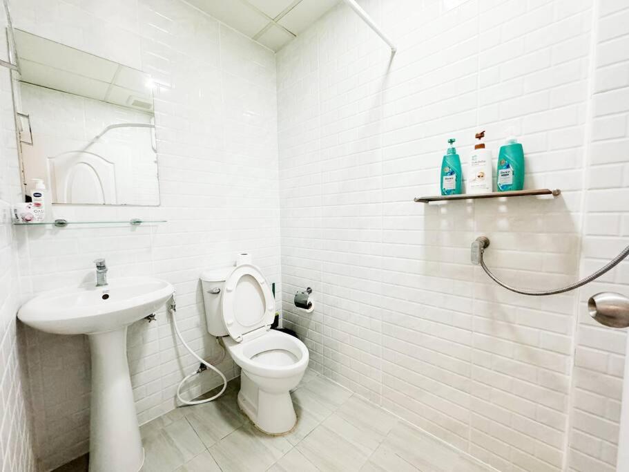 5BR House 8Beds, Ekkamai BTS 12mins walk, 711, shopping mall - 4