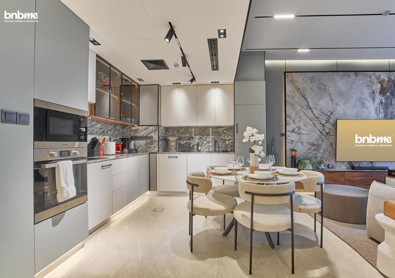 bnbmehomes - Silverene Tower - 4