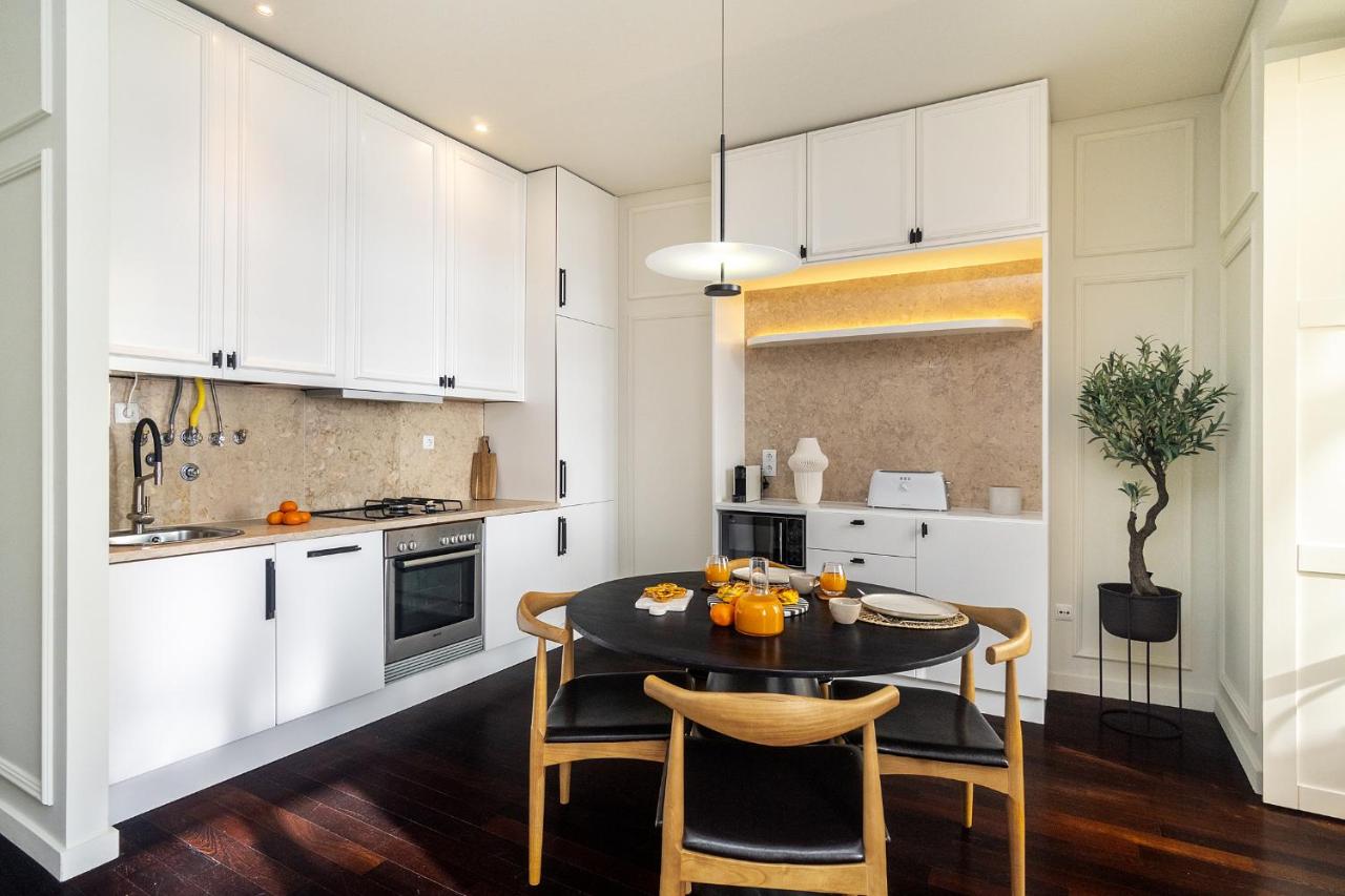 WHome Modern Retreat in Vibrant Bairro Alto - 3