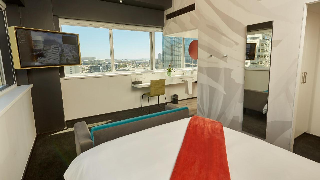 Hotel Sky Cape Town - 5