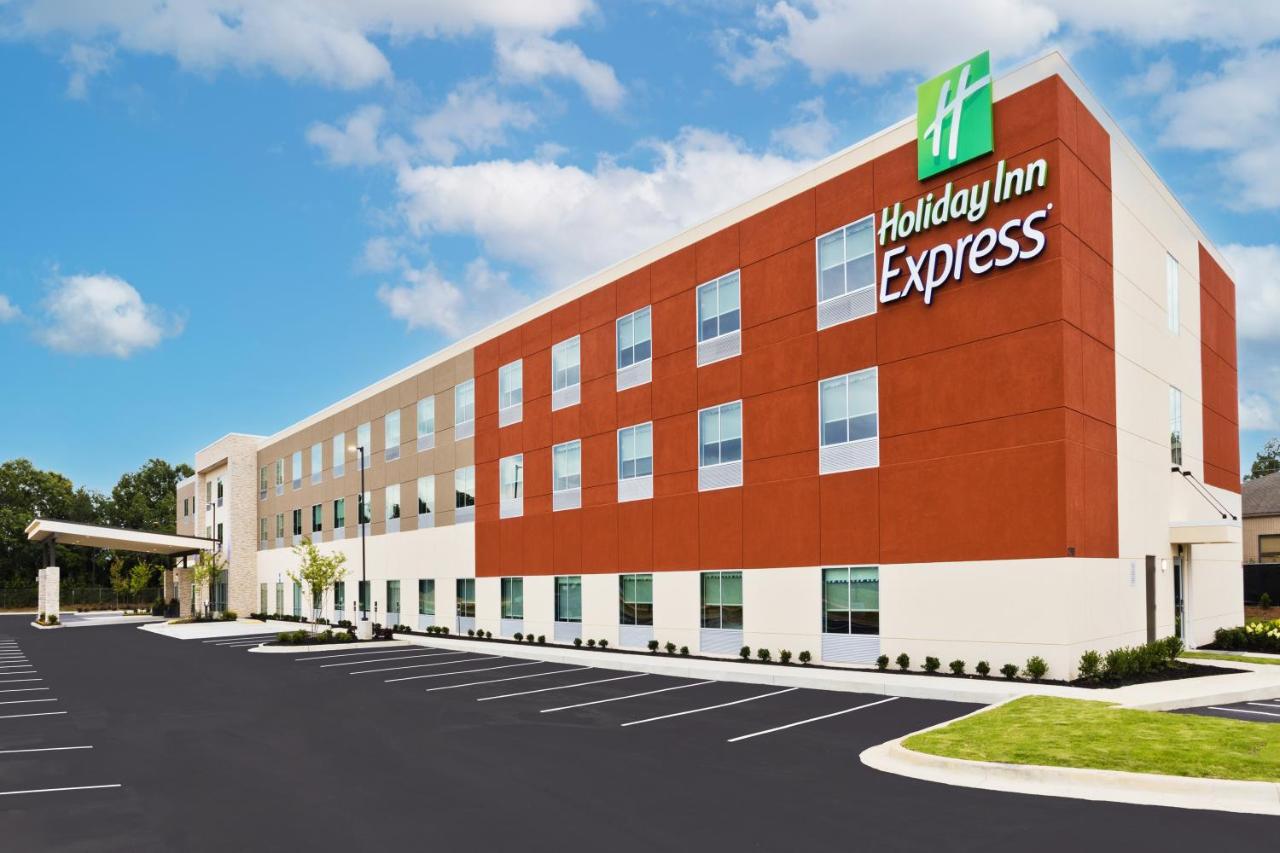 Image: Holiday Inn Express Columbus - Fort Benning Area By IHG
